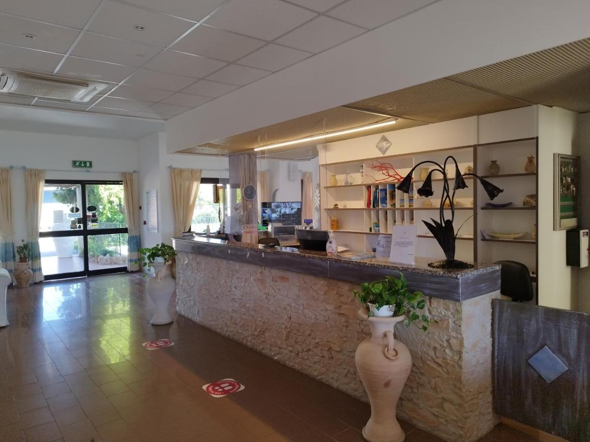 Altura Hotel Villasimius Exterior photo