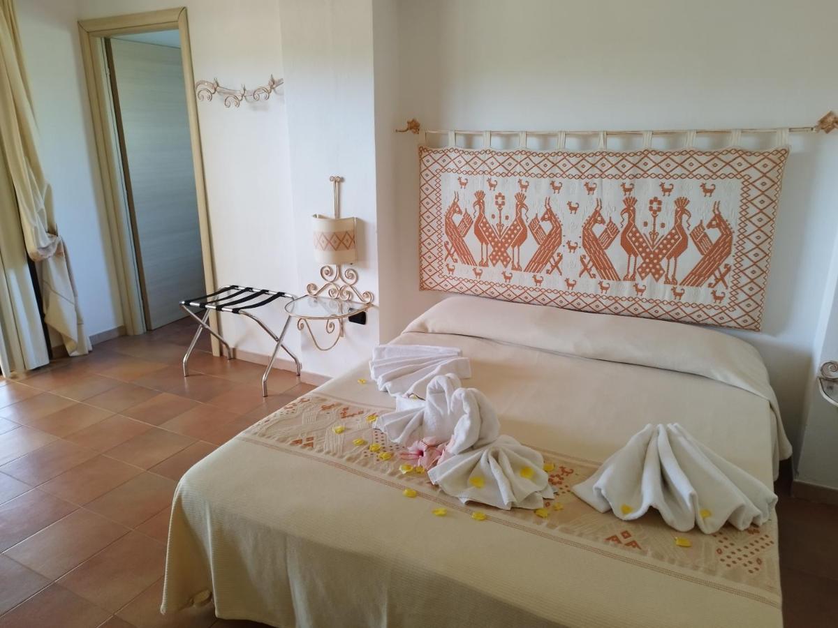 Altura Hotel Villasimius Exterior photo